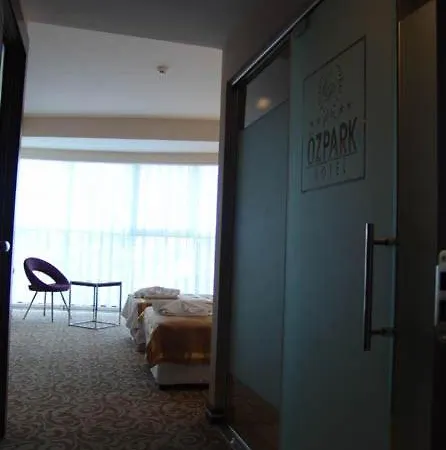 Hotell Ozpark Akşehir