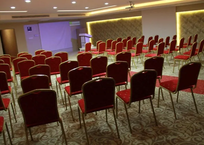 ホテル Ozpark Akşehir